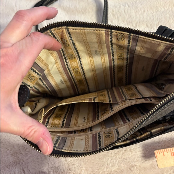 Brighton Leather Shoulder Bag Brown & Black Croc Embossed Heart Buckle - Picture 9 of 11